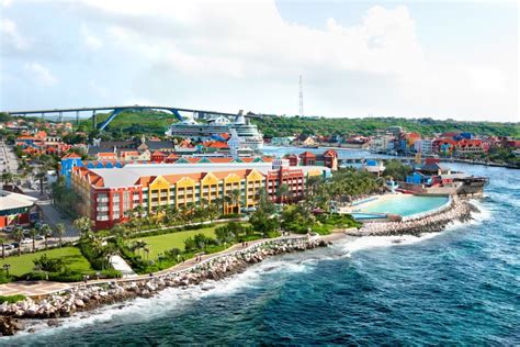 Resort Renaissance Wind Creek Curacao: Hotel com Estilo em .